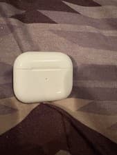 Apple AirPods Pro 2nd Generation with MagSafe Wireless Charging Case (USB‑C)...