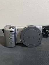 Sony NEX-5T Mirrorless 16.1 MP Digital Camera. BARELY USED 204 SHUTTER COUNT!!