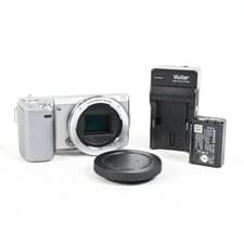 Sony Alpha NEX-5N 16.1MP Digital Camera Body Silver #822