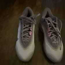 Nike Women's Low Top Lace-Up Athletic Sneakers Gray Pink Purple Logo Solid