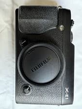 Fujifilm X-E1 Mirrorless Digital Camera Body 16MP, Black