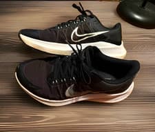 Nike Air Zoom Black/White Lace-Up Mesh Low Top Sneakers CW3421-005
