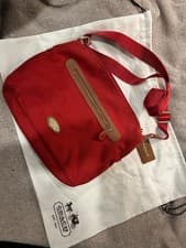 coach shoulder bag red excellent condition