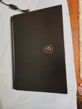MSI GS65 Stealth Thin 8RF 15.6" FHD i7 32GB 512GB SSD GTX1070 Max-Q *READ*